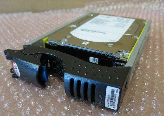 New HARD DRIVES with Caddy 4Gb/s 450GB 15k FC 3.5″ 005048849 005048951 005049032 CX-4G15-450