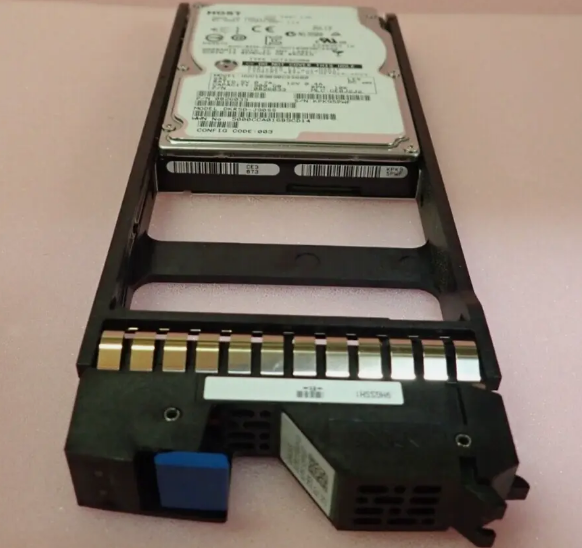 New Hitachi 900GB 10K 2.5″ SAS 6Gb Hard Drive HDD with Caddy HUC109090CSS600 3282390-D DF-F850-9HGSS