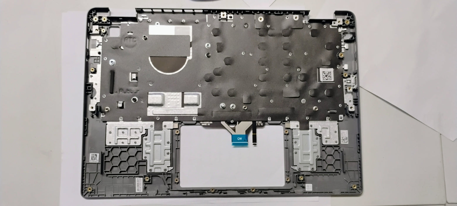 New Dell OEM Latitude 3340 Keyboard Palmrest Assembly No touchpad No SIM 40V0P