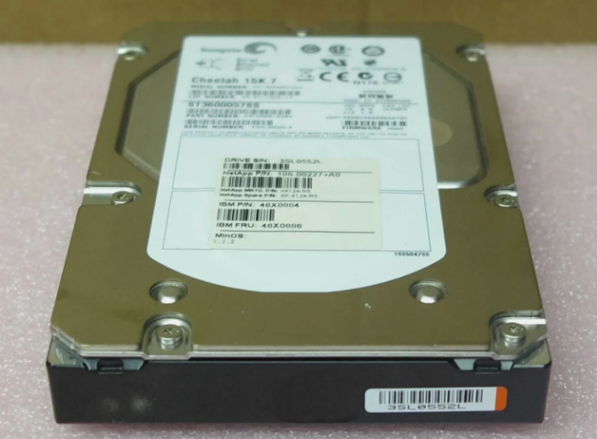 New NetApp Hard Drive 600GB 3.5″ SAS 6GB/s 15k 16MB Server X412A-R5 SP-412A-R5 - LaptopParts.ca