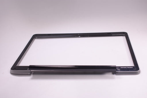 New V000190030 Toshiba Laptop LCD Front Bezel - LaptopParts.ca