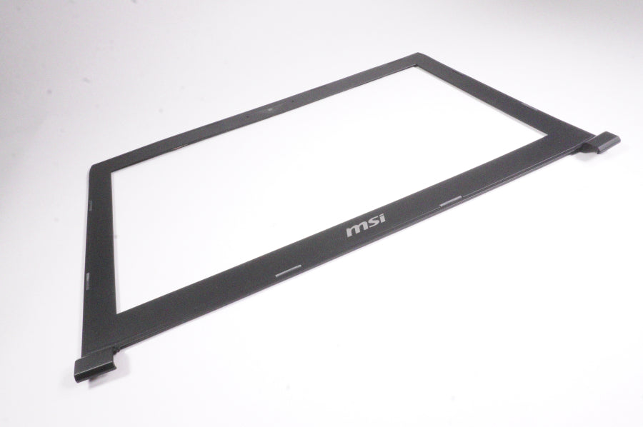 New 307-6L1B224-Y31 MSI Laptop LCD Front Bezel - LaptopParts.ca