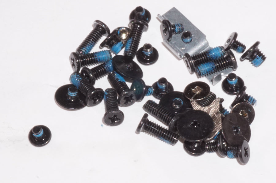 New 688934553153 Hp Laptop Screw Kit - LaptopParts.ca