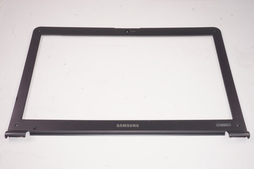 New BA75-02876A Toshiba Laptop LCD Front Bezel - LaptopParts.ca