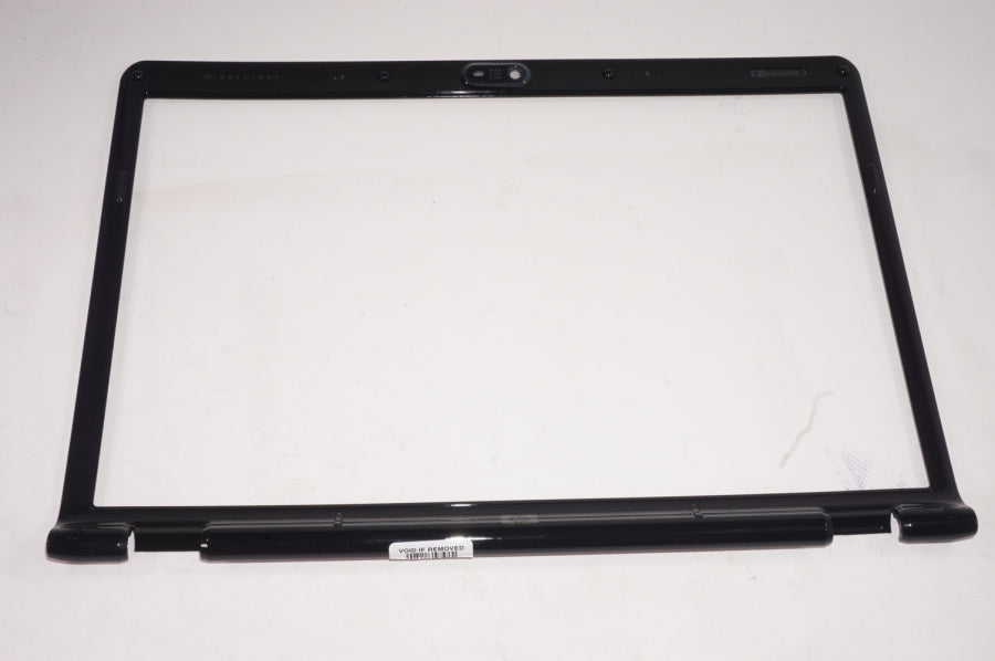 New ZYE39AT8LBTP083A Hp Laptop LCD Front Bezel - LaptopParts.ca