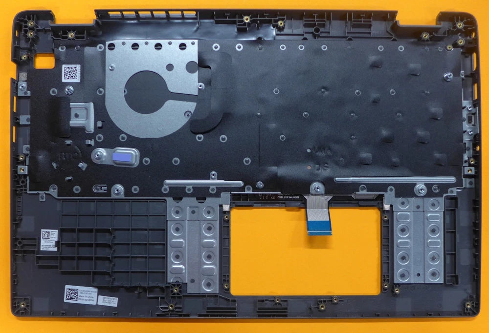 Ensemble clavier repose-mains Dell Latitude 3540 neuf sans logement SIM avec clavier canadien français