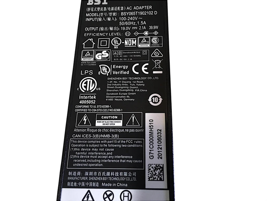 New Dynabook BSY065T1902102 D 2.1A 39.9W 19 V PS0105UA1ACA AC Adapter - LaptopParts.ca