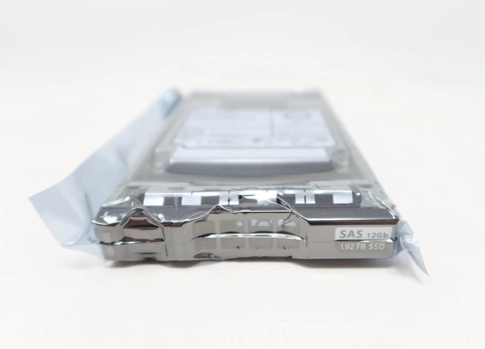 New Dell 1.92TB SAS 2.5" 12Gb/s RI SSD0FYFW PX05SRB192Y SDFAM81DAB01