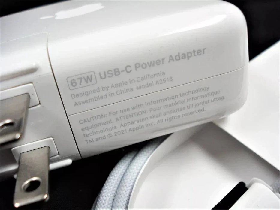 New Genuine Apple MacBook Pro 13" M1 M2 67W Type-C Power Adapter Charger A2518