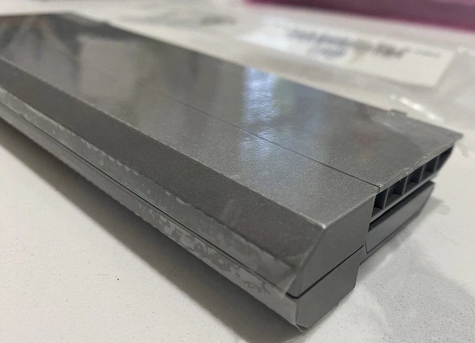 New Genuine Dell Latitude KY265 Battery 85WH - LaptopParts.ca