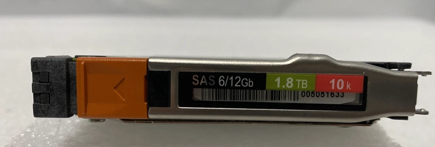 New Unity 500 600 1.8TB 10K 2.5″ 12Gb SAS Hard Drive HDD 005051633 005051636 D3-2S10-1800