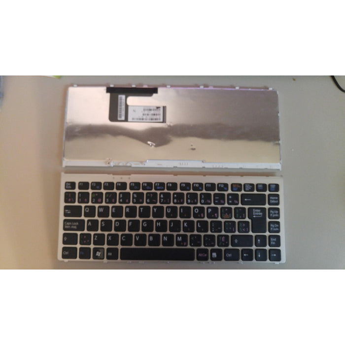 New Sony VGN-FW373D VGN-FW378D Keyboard Canadian Bilingual Sivler Frame